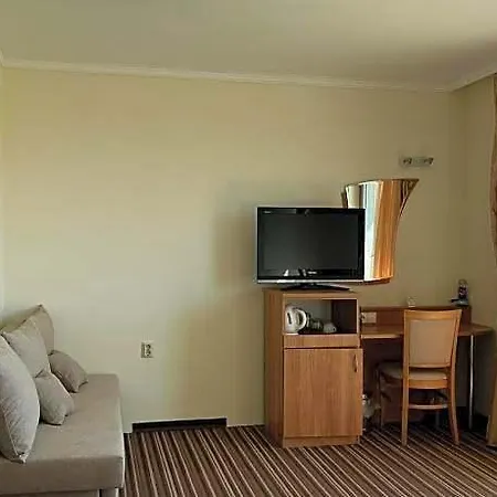 Lalov Egrek Hotel 3*