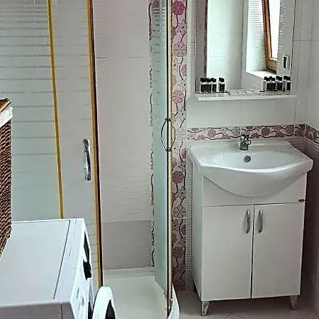 Lalov Egrek 3*